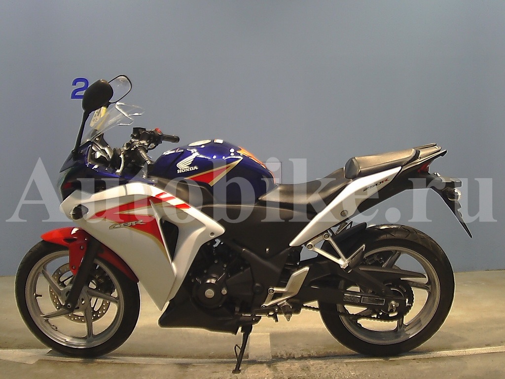 Купить мотоцикл Honda CBR250R-3 2011 фото 2